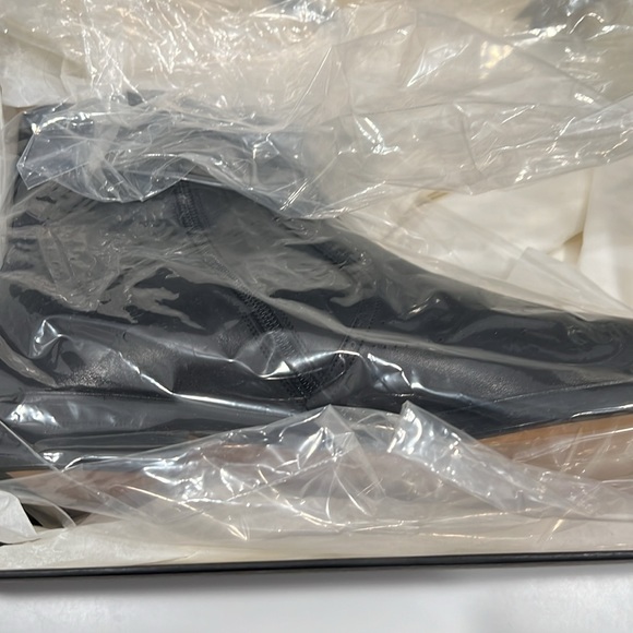 Brand new in the box Gucci black leather boots size 12 - Picture 5 of 6